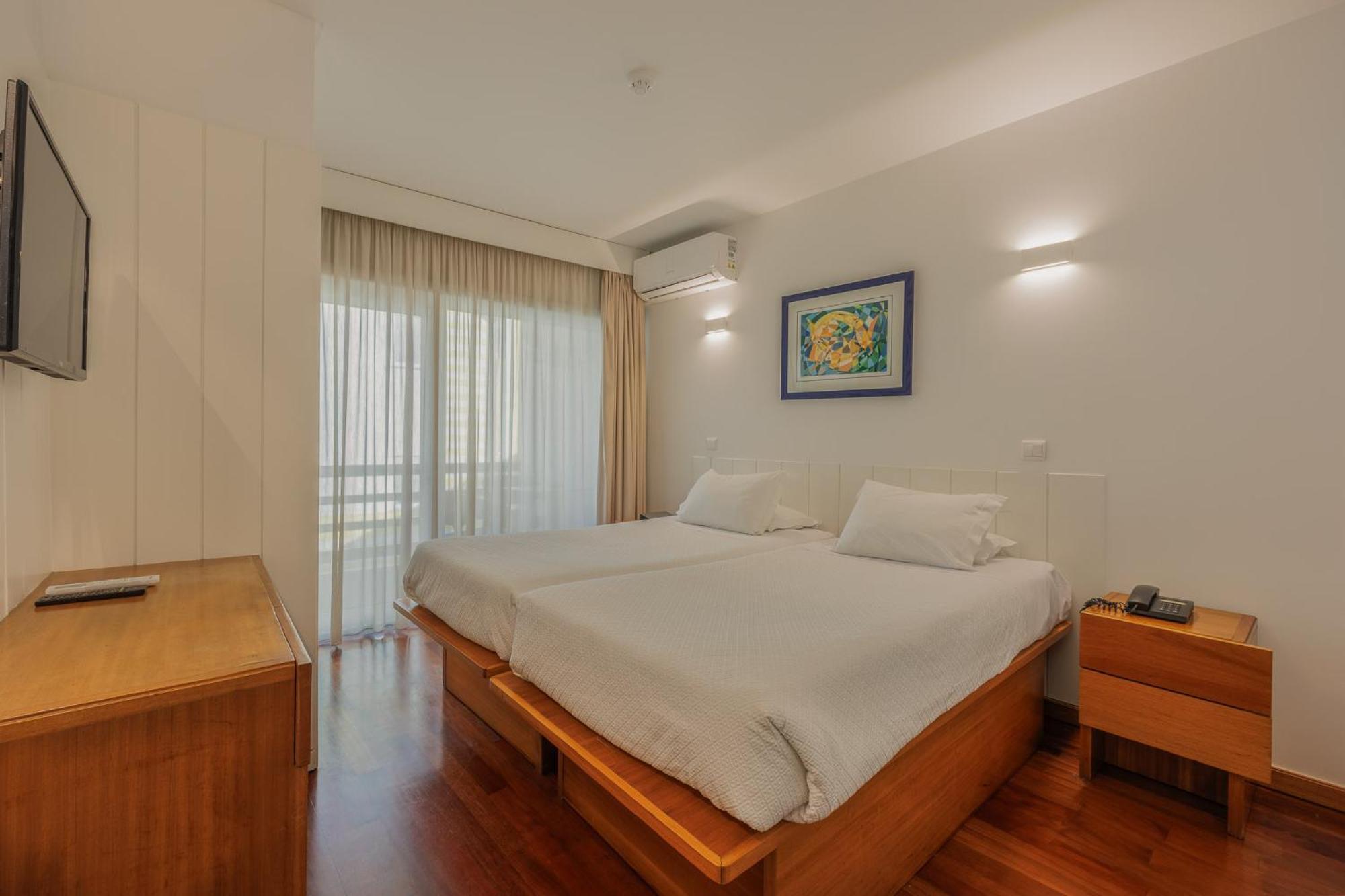 Costa Nova Hotel エクステリア 写真